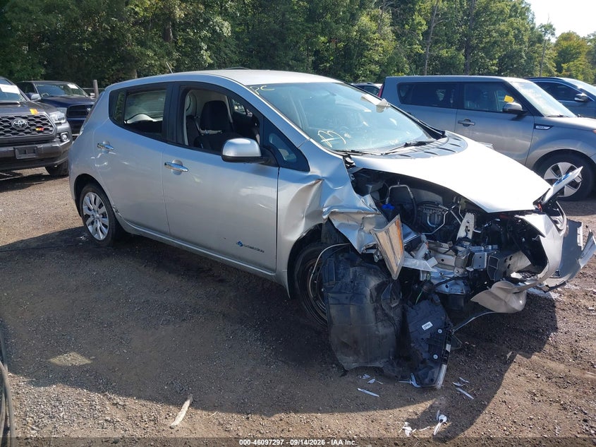 Vin: 1n4az0cp2dc401059, lot: 46596955, nissan leaf s 2013 img_1