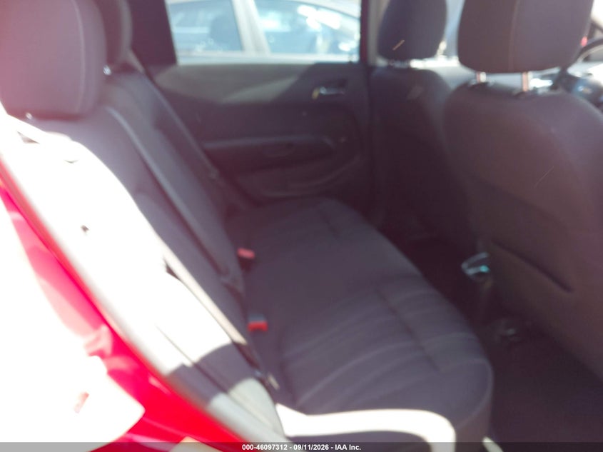 CHEVROLET SONIC 2015 VIN 1G1JC6SH0F4100739