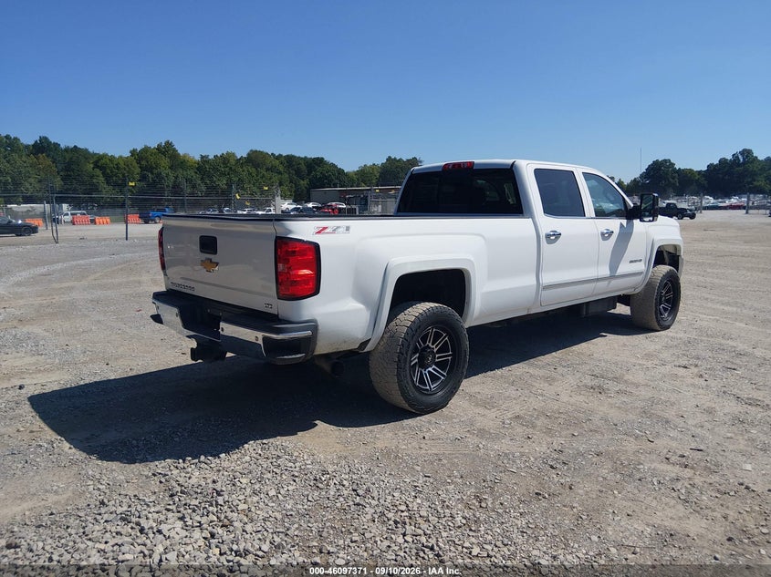 2015 CHEVROLET SILVERADO 2500HD auction photo 4