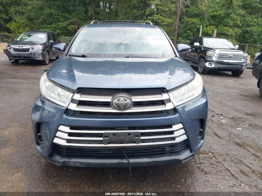 TOYOTA HIGHLANDER - zdjęcie 12