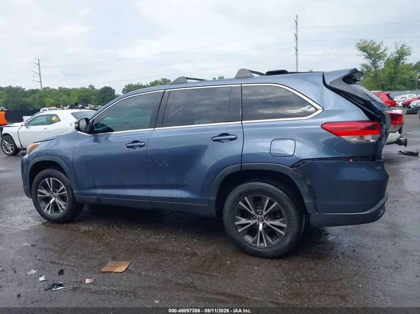 TOYOTA HIGHLANDER - zdjęcie 14