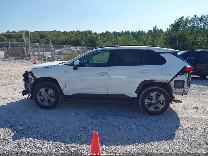 TOYOTA RAV4 - zdjęcie 14