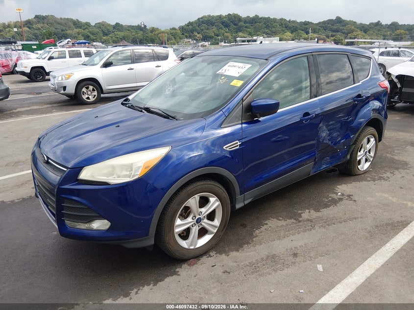 Vin: 1fmcu9gx1duc63455, lot: 46597090, ford escape se 20132