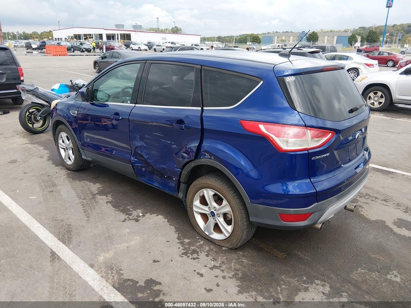 Vin: 1fmcu9gx1duc63455, lot: 46597090, ford escape se 20133