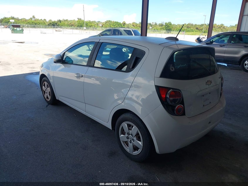 2016 CHEVROLET SONIC auction photo 3