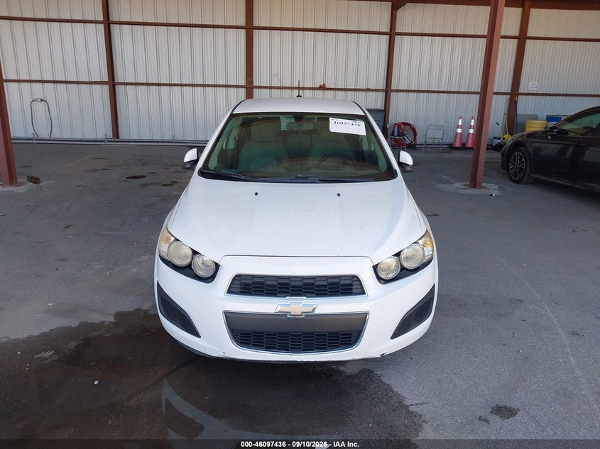 2016 CHEVROLET SONIC auction photo 6