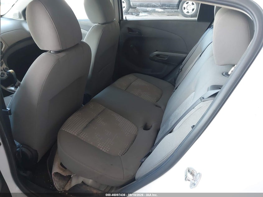 2016 CHEVROLET SONIC auction photo 8