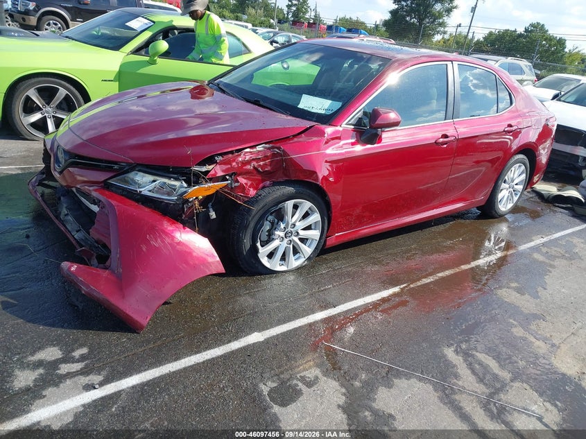Vin: 4t1b11hk7ju526892, lot: 46597114, toyota camry le 20182