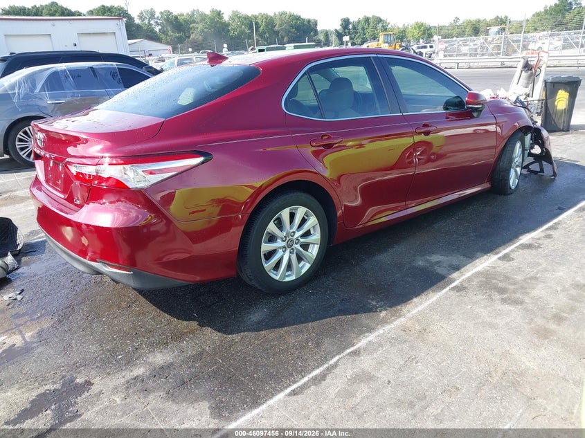 Vin: 4t1b11hk7ju526892, lot: 46597114, toyota camry le 20184