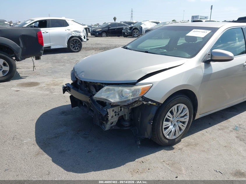 Фото 6 - TOYOTA CAMRY