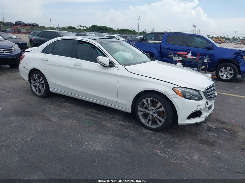 2016 MERCEDES-BENZ C 300 LUXURY