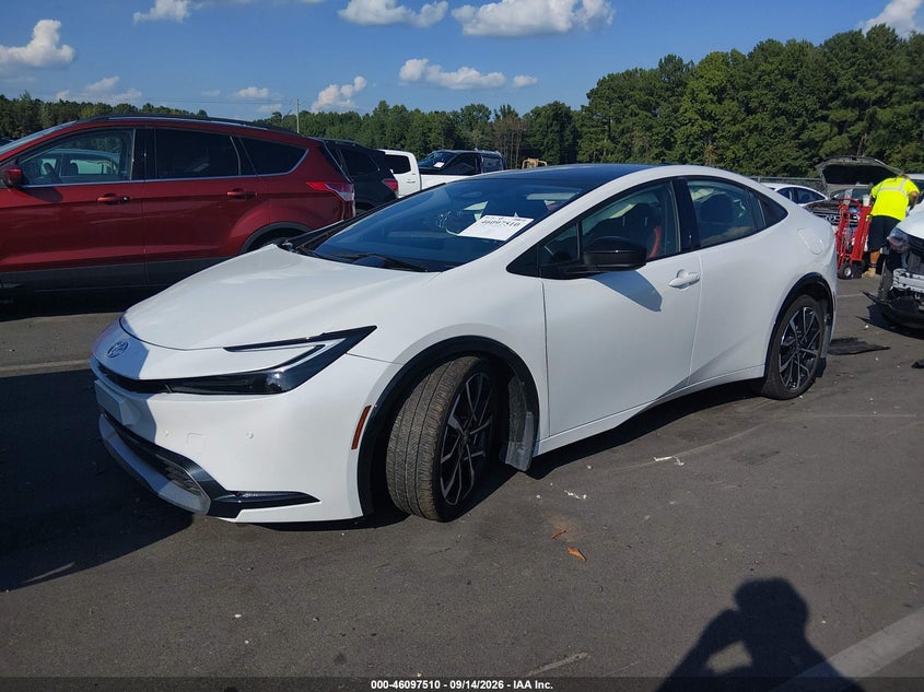 Vin: jtdacacu6s3052279, lot: 46597168, toyota prius plug-in hybrid xse 20252