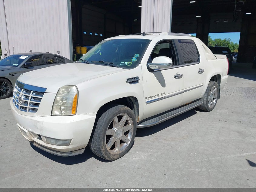 2008 CADILLAC ESCALADE EXT auction photo 2