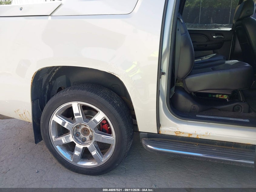 2008 CADILLAC ESCALADE EXT auction photo 6