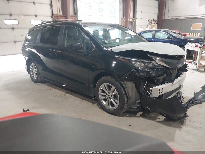 Vin: 5tdjskfc5rs118518, lot: 46597201, toyota sienna xle 2024 img_1