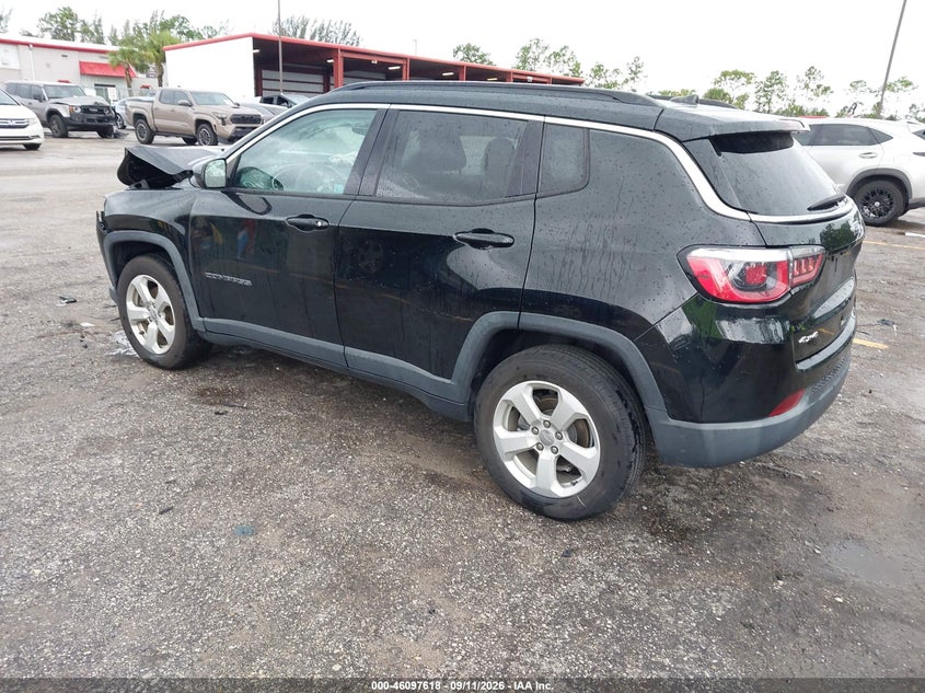 2018 JEEP COMPASS LATITUDE 4X4 · Фото 3
