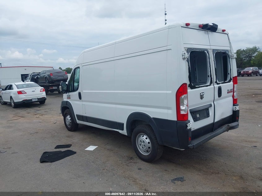 Vin: 3c6lrvcg4me590815, lot: 46597300, ram promaster 2500 high roof 136 wb 20213