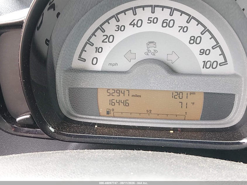 2015 SMART FORTWO PURE · Фото 7