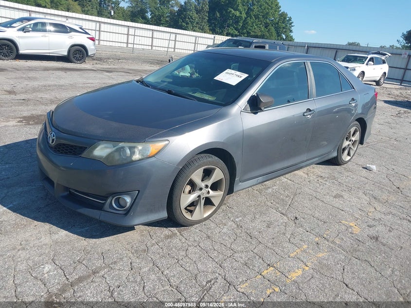 Vin: 4t1bf1fk4eu373883, lot: 46597646, toyota camry se sport 20142