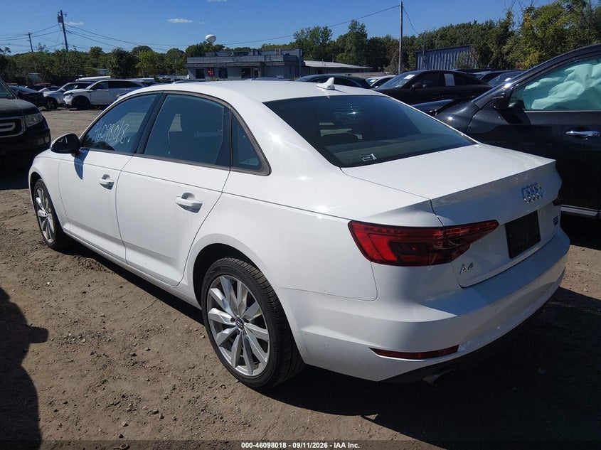 2017 AUDI A4 auction photo 3