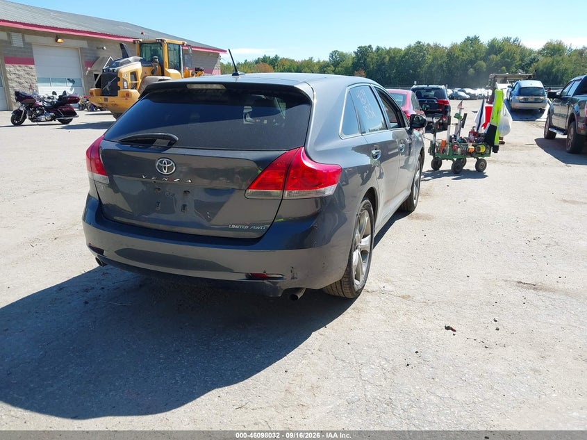 2012 TOYOTA VENZA auction photo 4