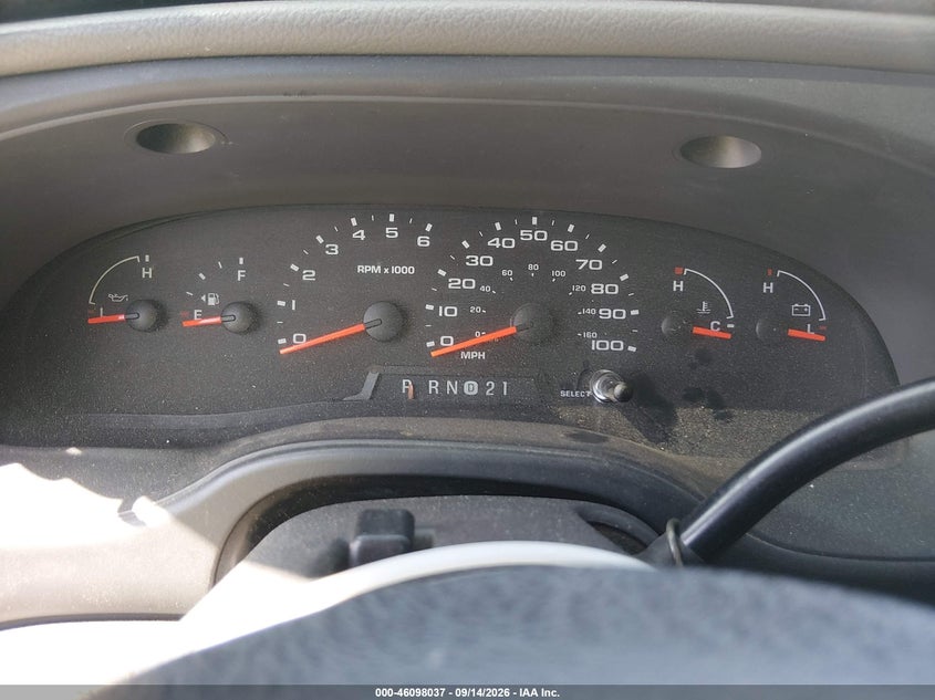 FORD E-250 2004 VIN 1FTNE24WX4HA55595