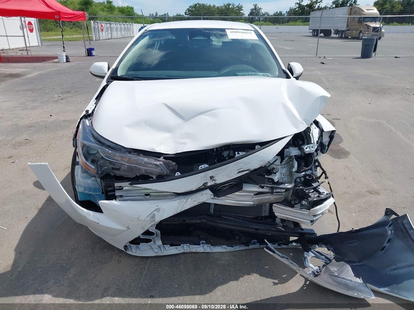 TOYOTA COROLLA - zdjęcie 13
