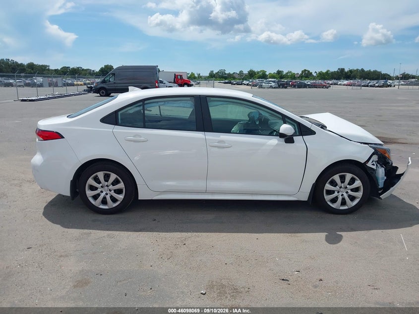 TOYOTA COROLLA - zdjęcie 14