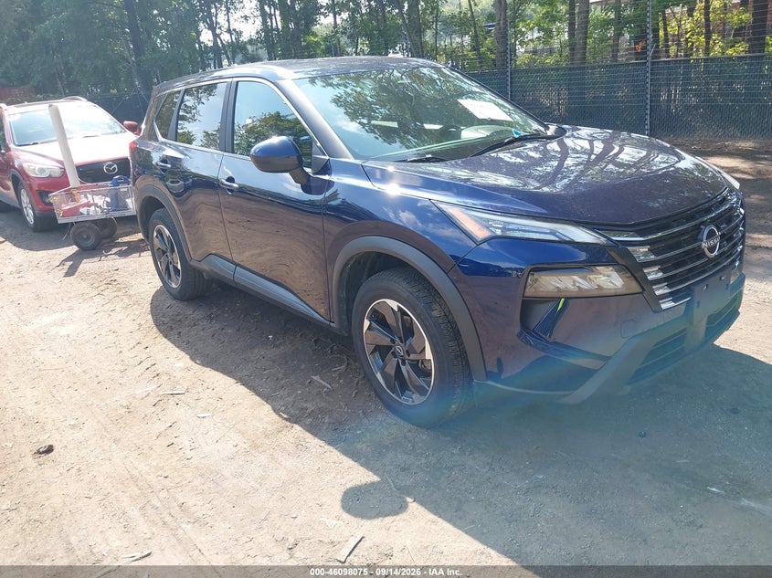 Vin: 5n1bt3bb7sc766711, lot: 46597733, nissan rogue sv intelligent awd 2025 img_1