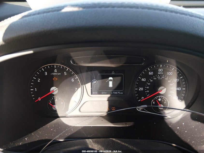 2016 KIA SORENTO auction photo 7