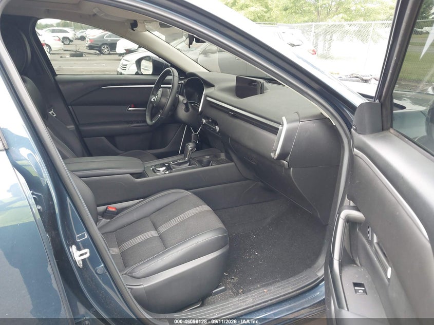 MAZDA CX-50 - zdjęcie 5
