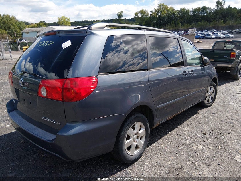 2006 TOYOTA SIENNA auction photo 4