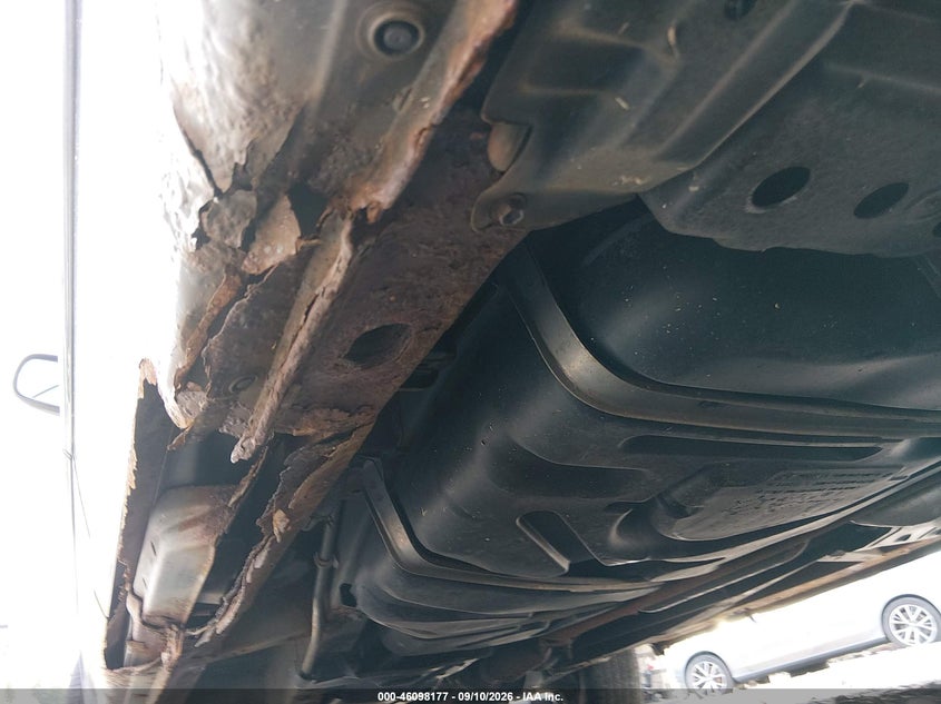 2006 TOYOTA SIENNA auction photo 6