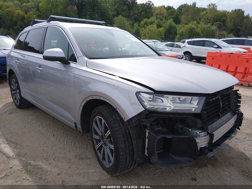 AUDI Q7 - zdjęcie 1