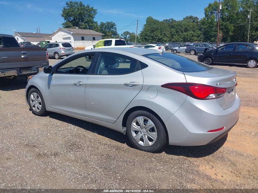 2016 HYUNDAI ELANTRA auction photo 3