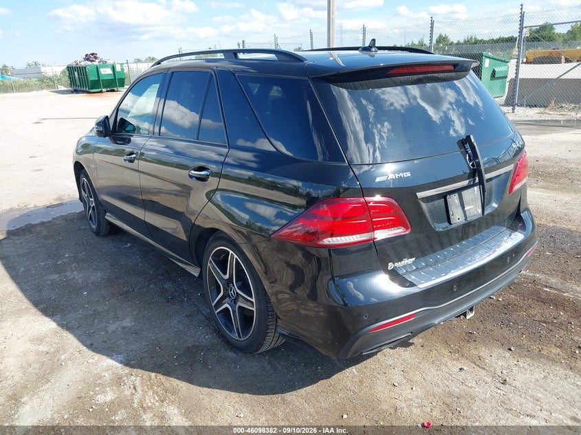 MERCEDES-BENZ AMG GLE 43 - zdjęcie 3