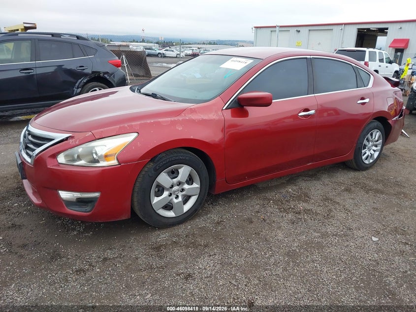 2014 Nissan Altima, Rear, IAAI, VIN 1N4AL3AP7EN375523 — photo 2