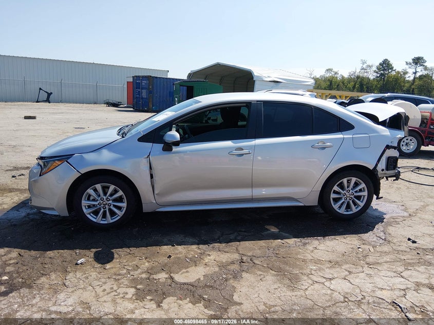 TOYOTA COROLLA - zdjęcie 14