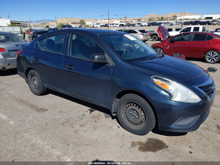 2015 NISSAN VERSA auction photo 1