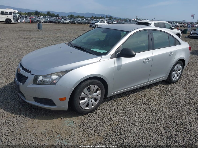 2014 CHEVROLET CRUZE auction photo 2