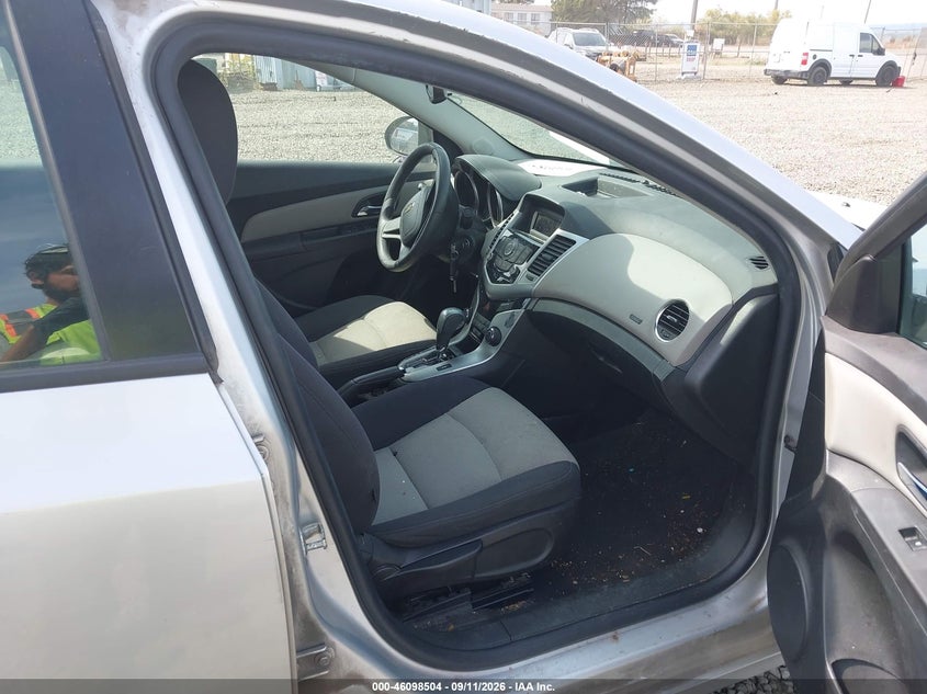 2014 CHEVROLET CRUZE auction photo 5