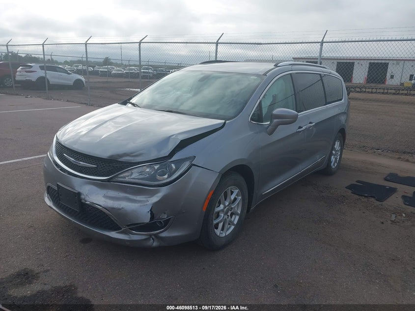 Vin: 2c4rc1bg4lr123521, lot: 46598171, chrysler pacifica touring l 20202