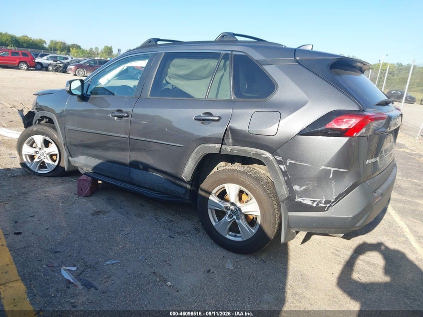 TOYOTA RAV4 - zdjęcie 3
