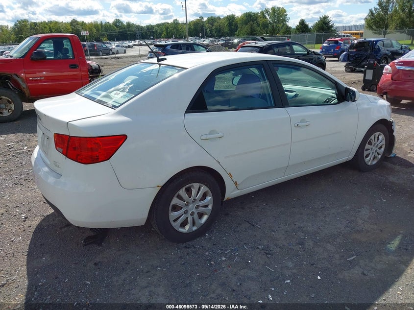 Vin: knaft4a28b5888301, lot: 46598231, kia forte lx 20114