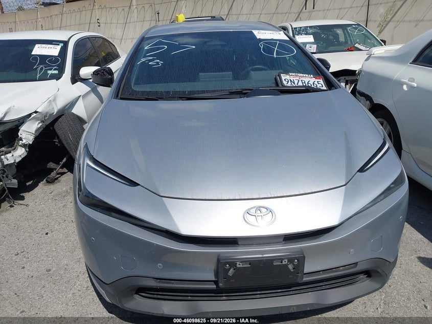 TOYOTA PRIUS - zdjęcie 12