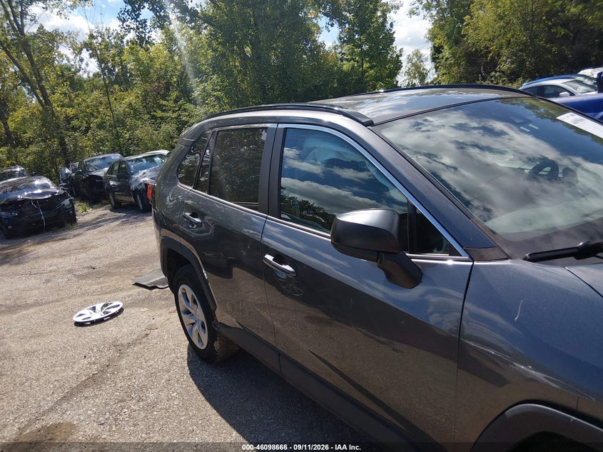 TOYOTA RAV4 - zdjęcie 13