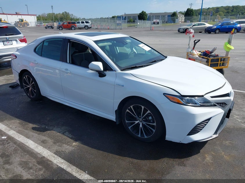 Vin: 4t1j31ak8lu534888, lot: 46598325, toyota camry se hybrid 2020 img_1