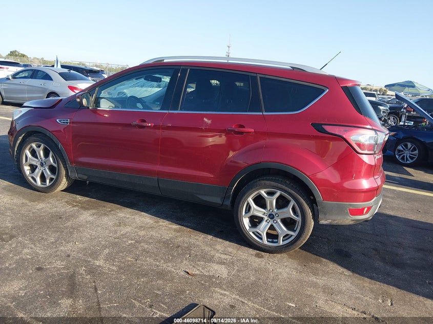 Vin: 1fmcu9jdxhue33137, lot: 46598372, ford escape titanium 20173