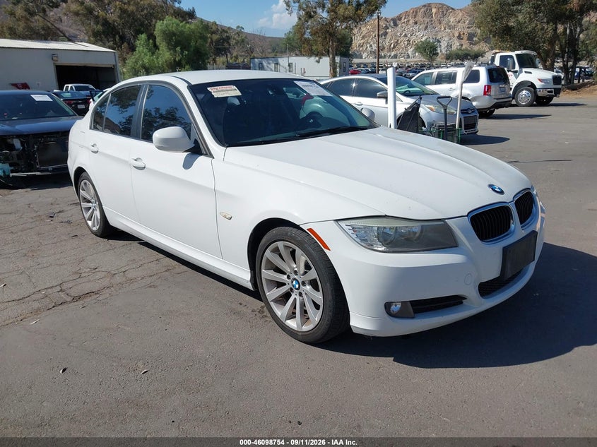 Vin: wbaph5g50bnm80498, lot: 46598412, bmw 328i 2011 img_1