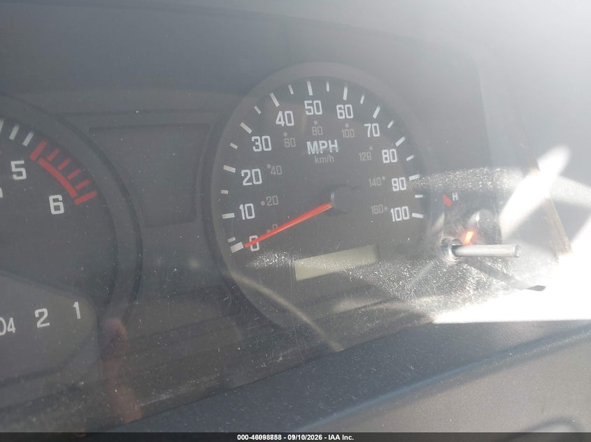 2014 ISUZU NPR GAS REG auction photo 5
